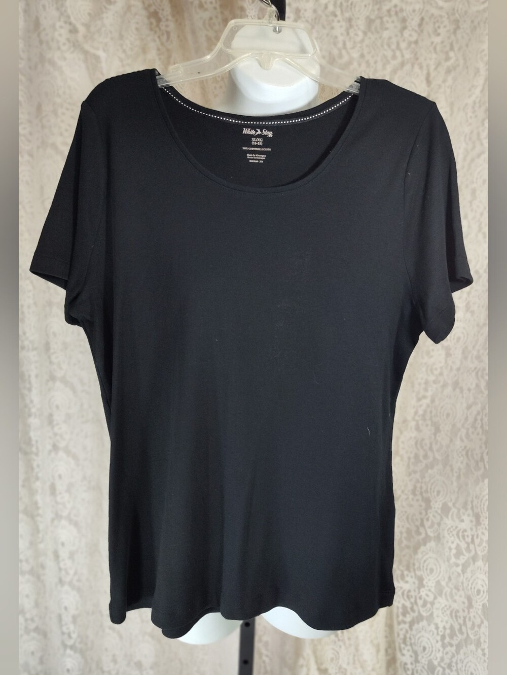 White Stag Classic Cotton Black Scoop Neck Short Sleeve Tee